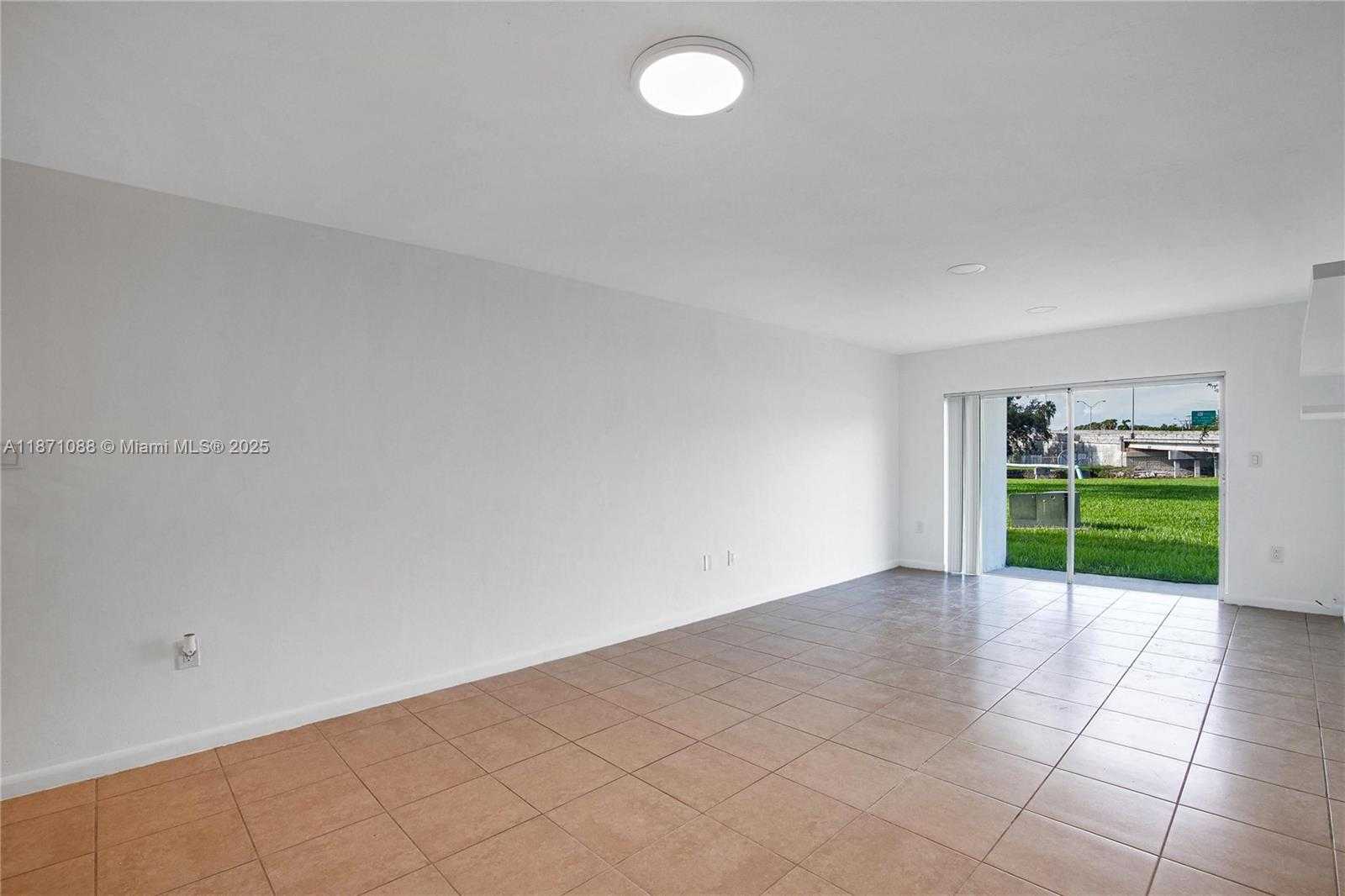 Small Image of 7660 SOUTH WEST 82ND ST #H110, Miami Number 8