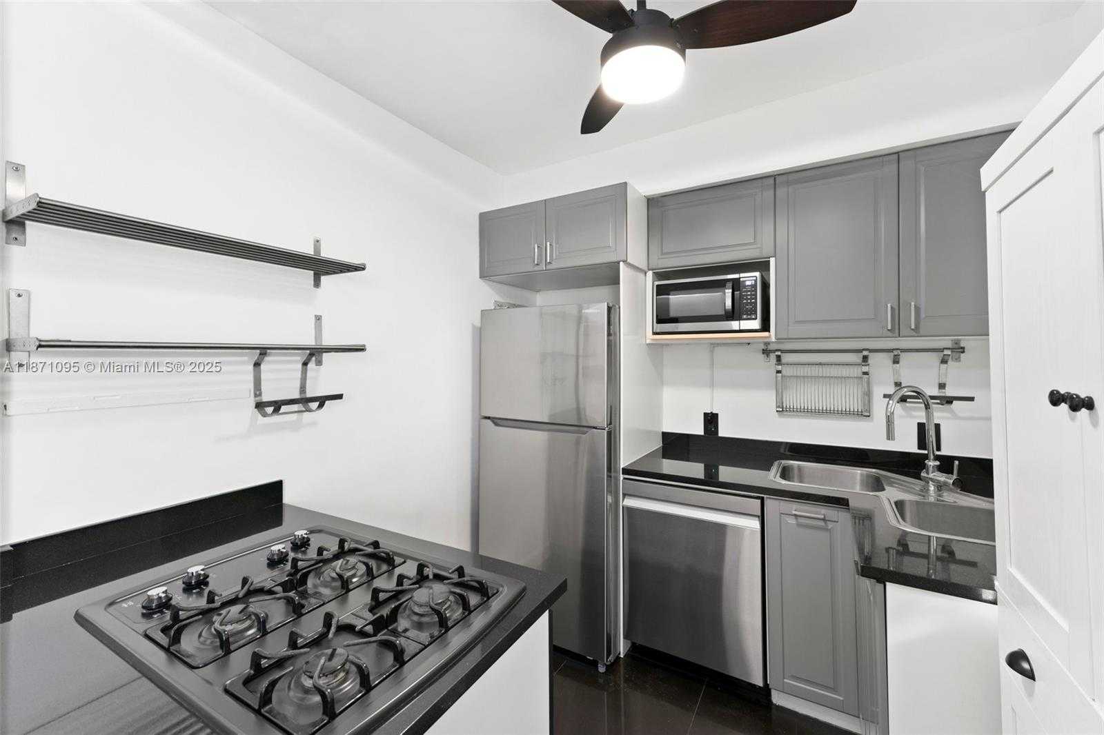 Small Image of 1515 WEST AVE #9, Miami Beach Number 15