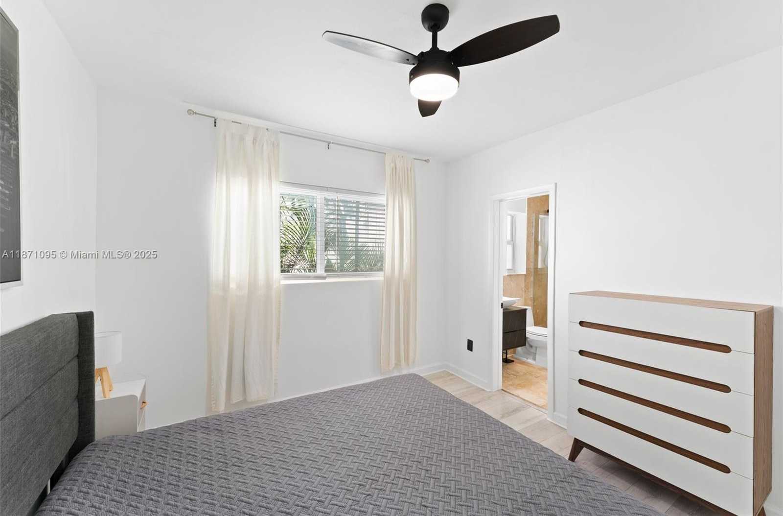 Small Image of 1515 WEST AVE #9, Miami Beach Number 19