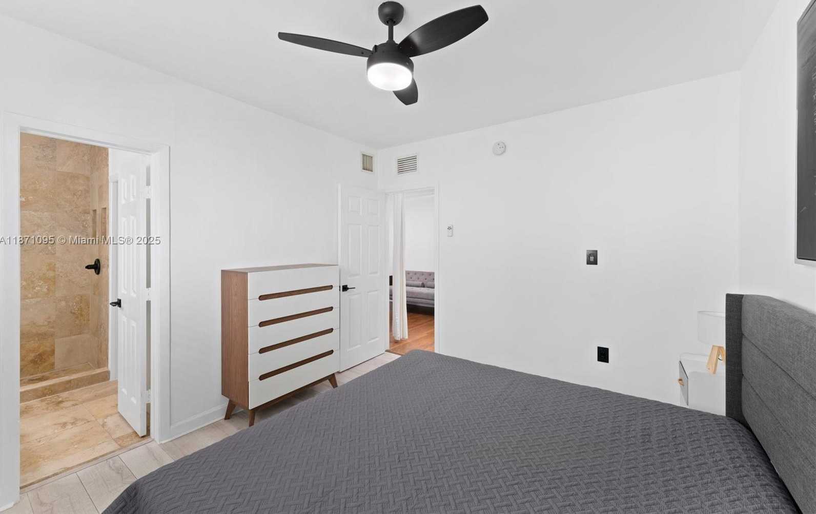 Small Image of 1515 WEST AVE #9, Miami Beach Number 21