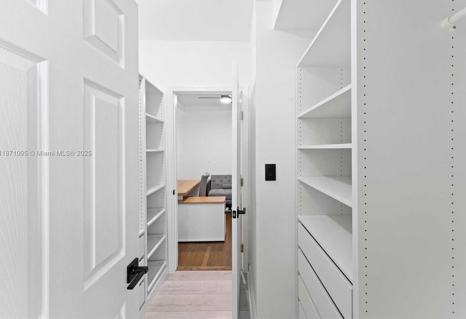 Small Image of 1515 WEST AVE #9, Miami Beach Number 24