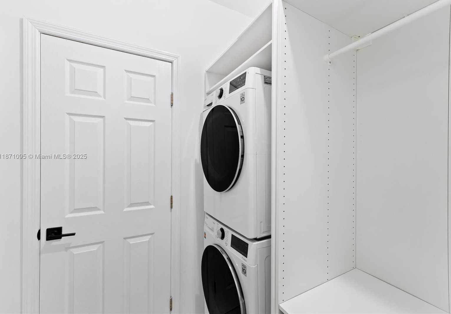 Small Image of 1515 WEST AVE #9, Miami Beach Number 25