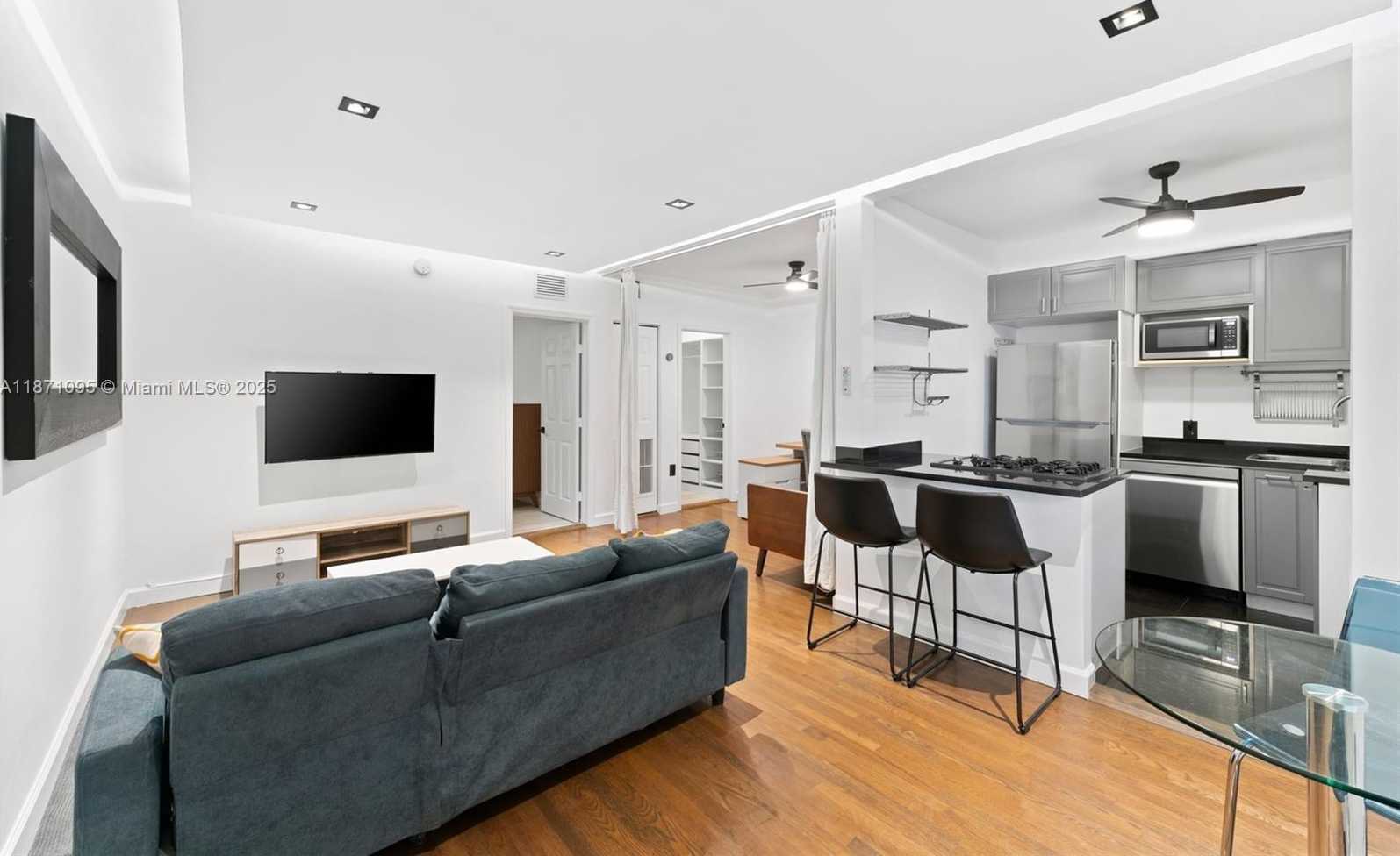 Small Image of 1515 WEST AVE #9, Miami Beach Number 5