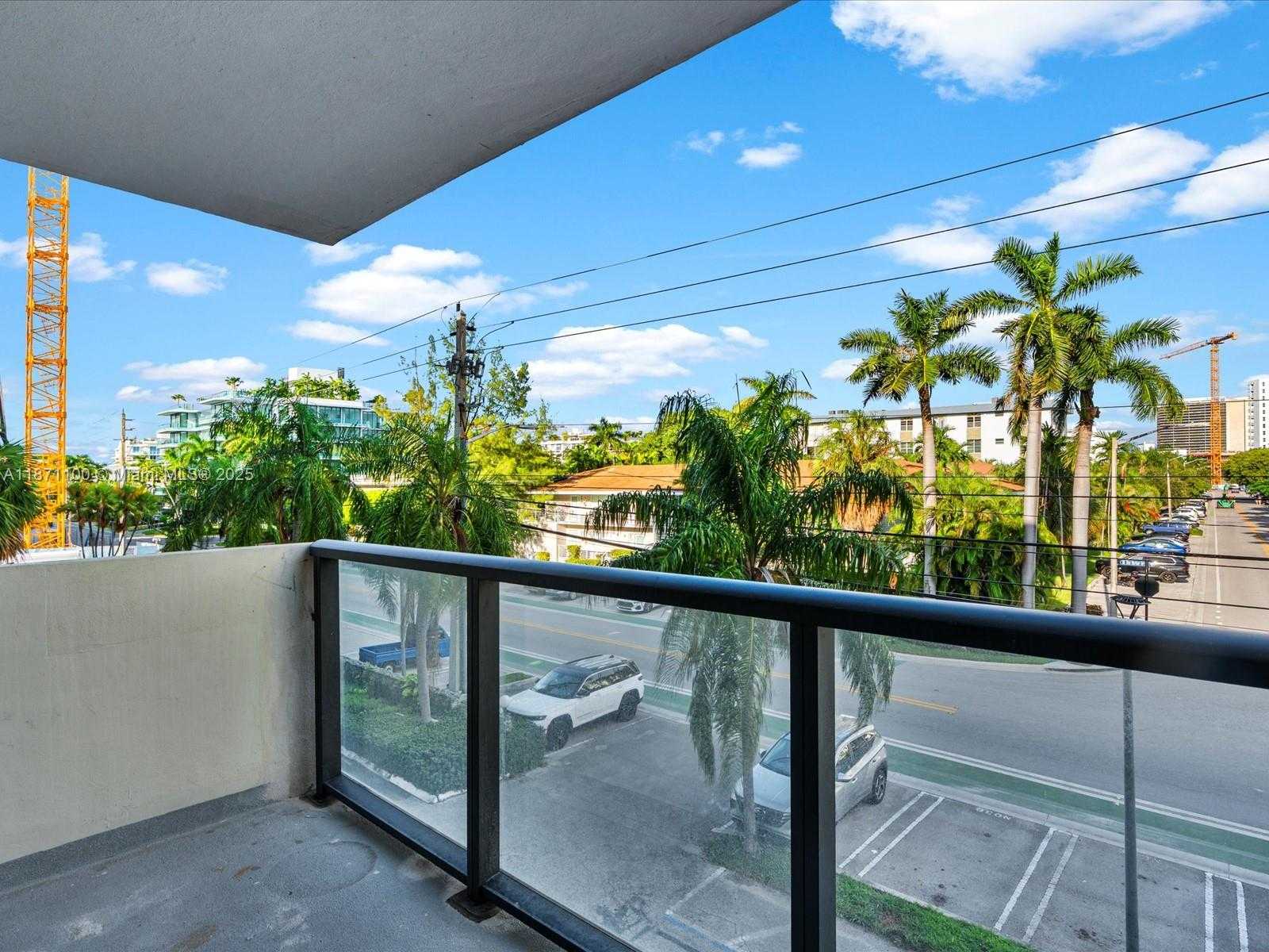 Small Image of 9800 WEST BAY HARBOR DR #308, Bay Harbor Islands Number 31