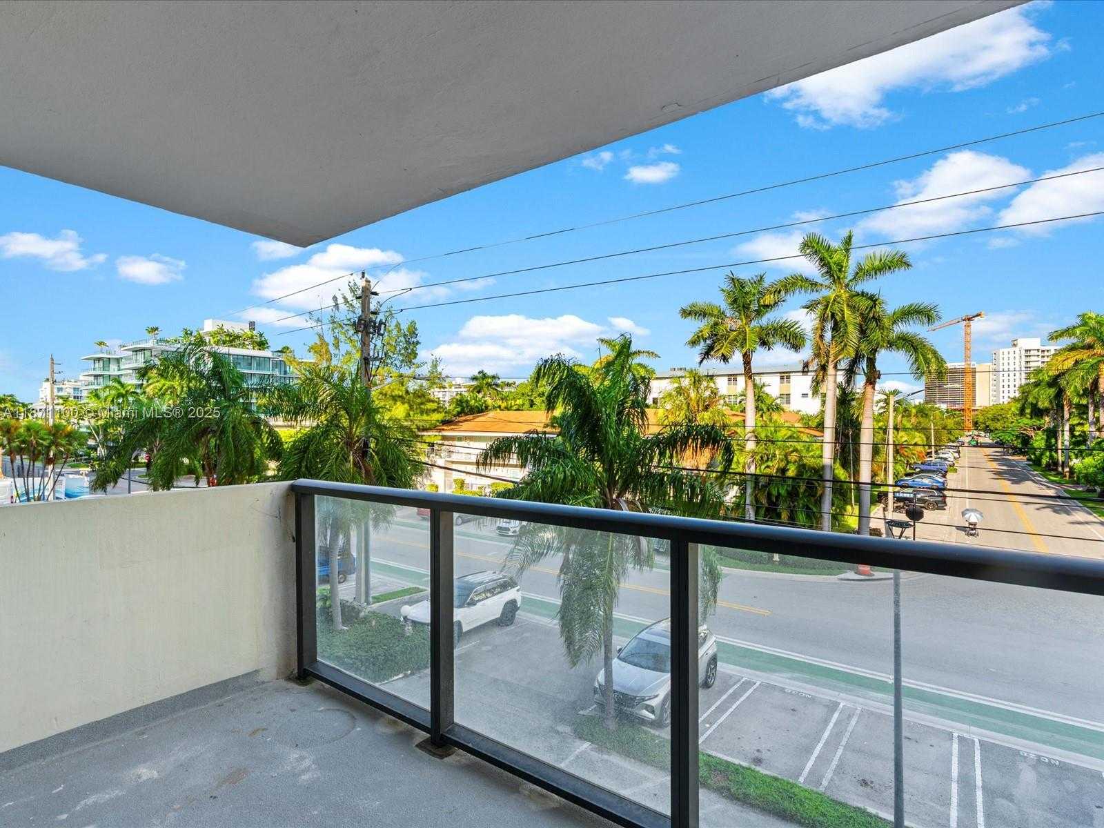 Small Image of 9800 WEST BAY HARBOR DR #308, Bay Harbor Islands Number 32