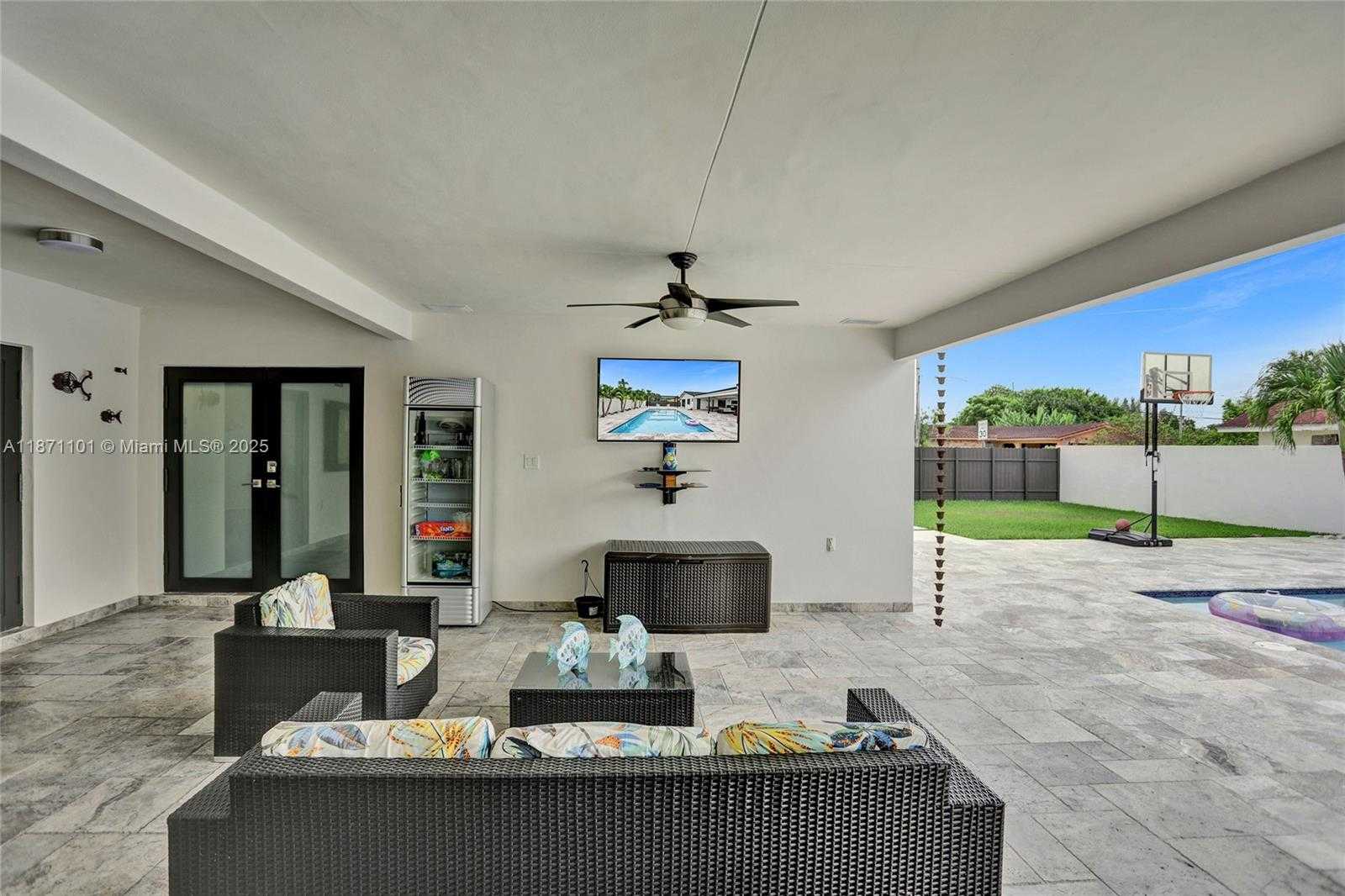 Small Image of 6201 SOUTH WEST 107TH AVE, Miami Number 20