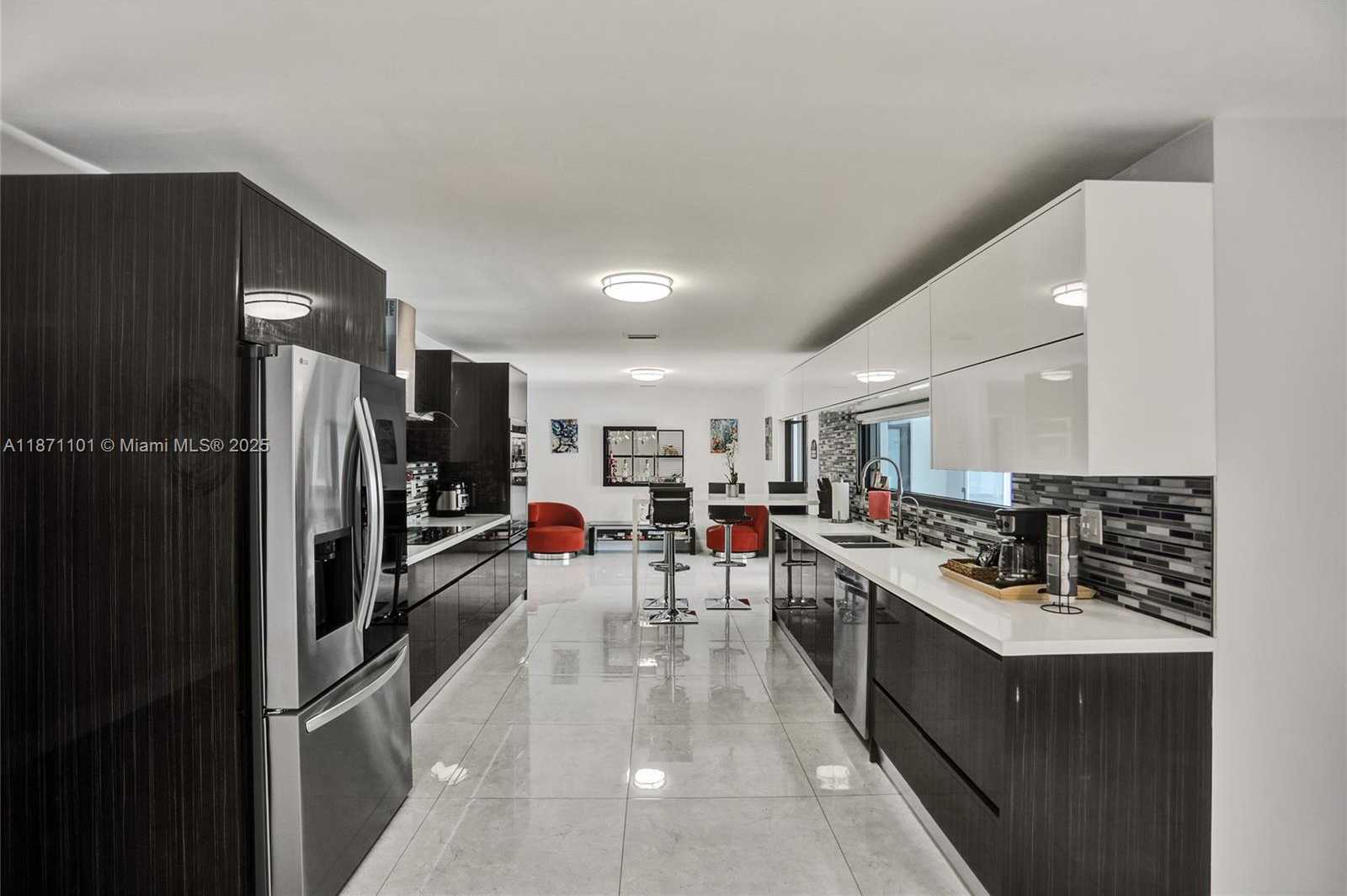 Small Image of 6201 SOUTH WEST 107TH AVE, Miami Number 51