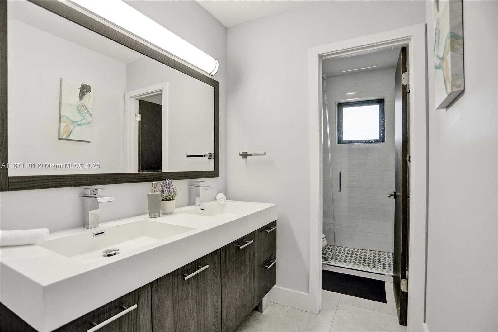 Small Image of 6201 SOUTH WEST 107TH AVE, Miami Number 61