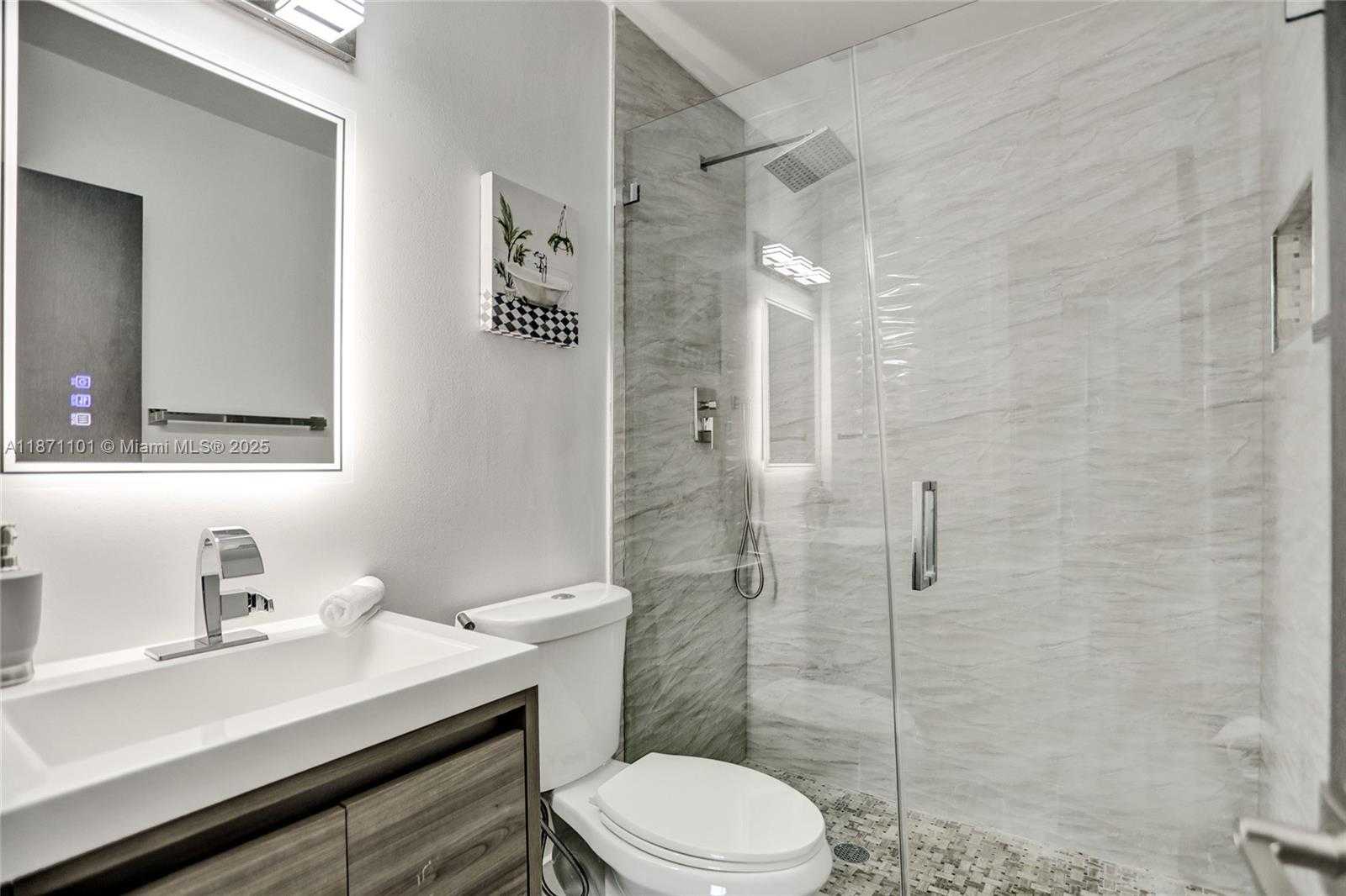 Small Image of 6201 SOUTH WEST 107TH AVE, Miami Number 64