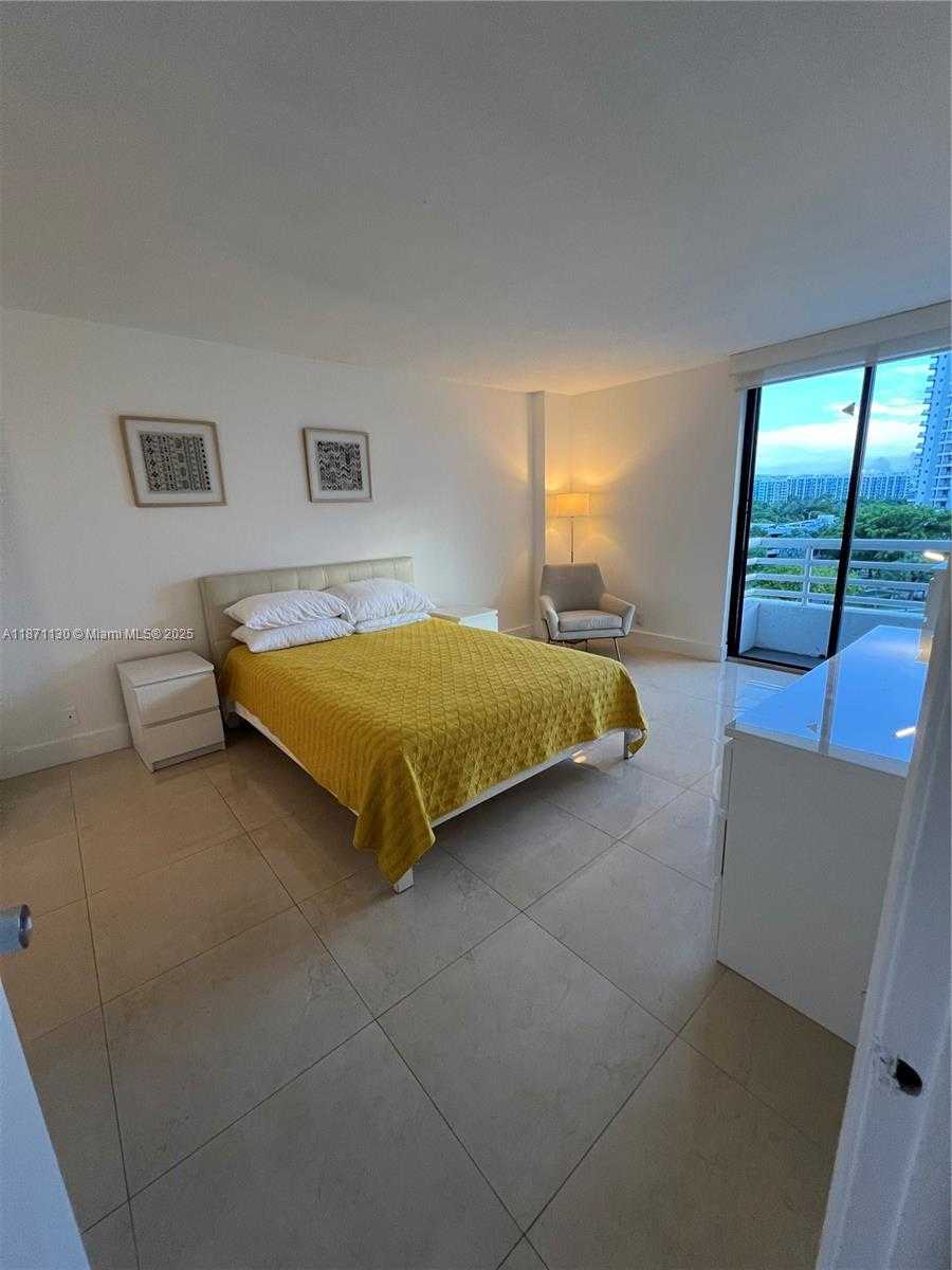 Small Image of 3300 NORTH EAST 192ND ST #705, Aventura Number 7