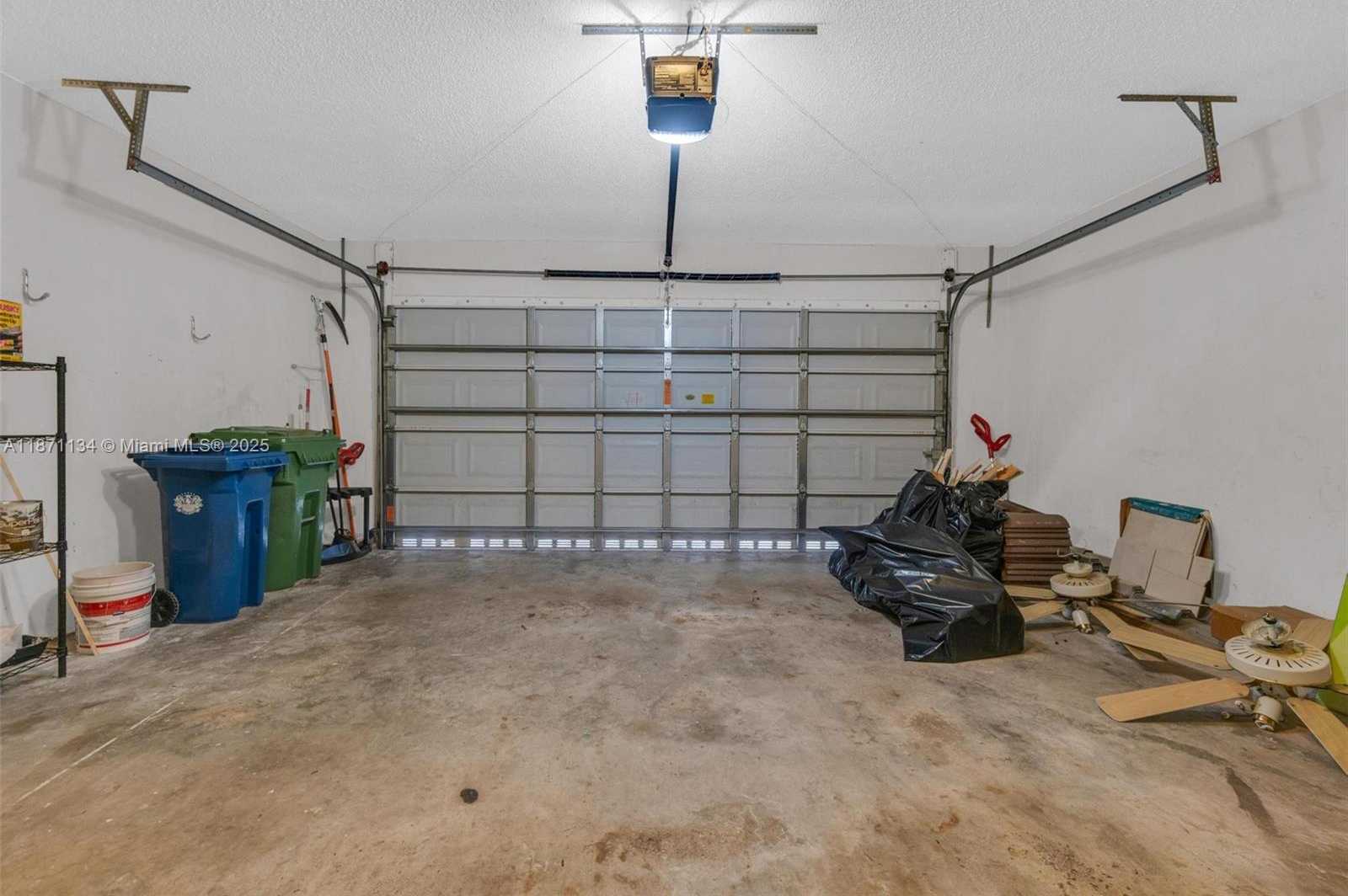 Small Image of 1592 SALERNO CIR, Weston Number 38