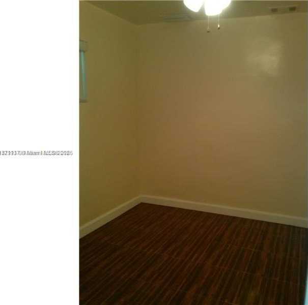 Small Image of 5614 TAYLOR #B, Hollywood Number 11