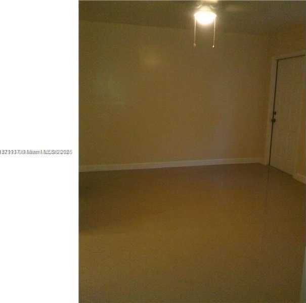 Small Image of 5614 TAYLOR #B, Hollywood Number 4