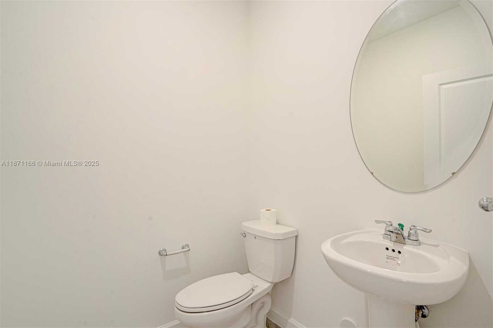 Small Image of 2671 SOUTH EAST 24TH DR, Homestead Number 10