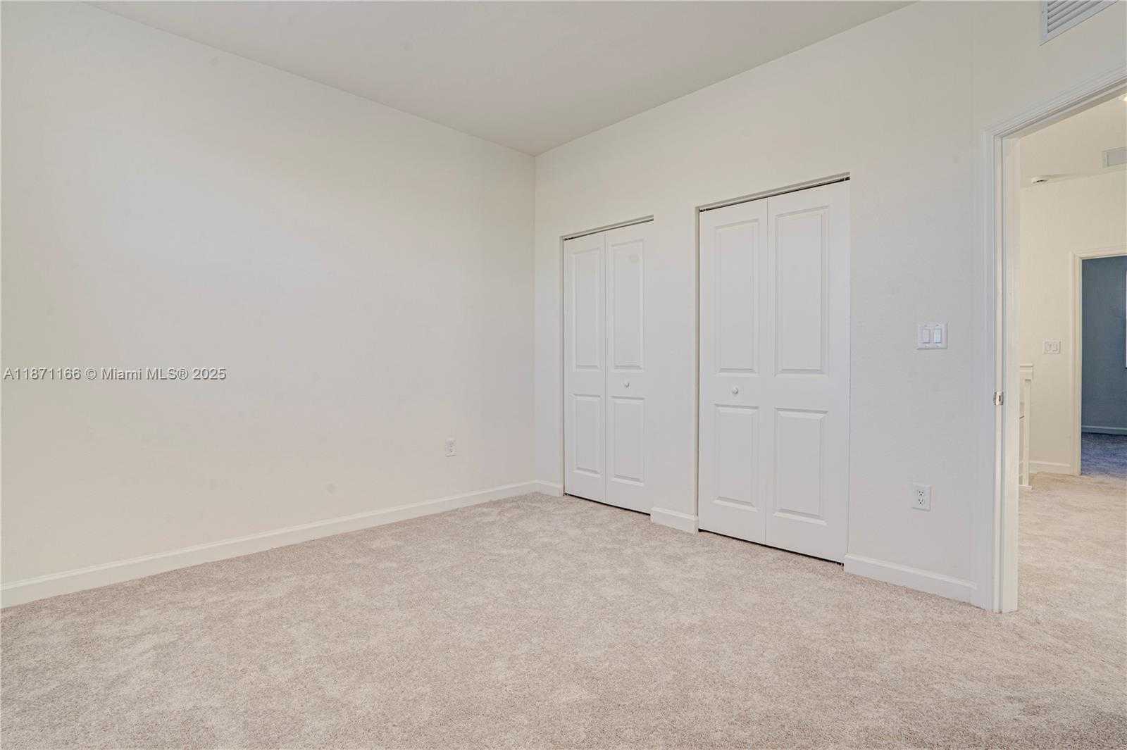 Small Image of 2671 SOUTH EAST 24TH DR, Homestead Number 26