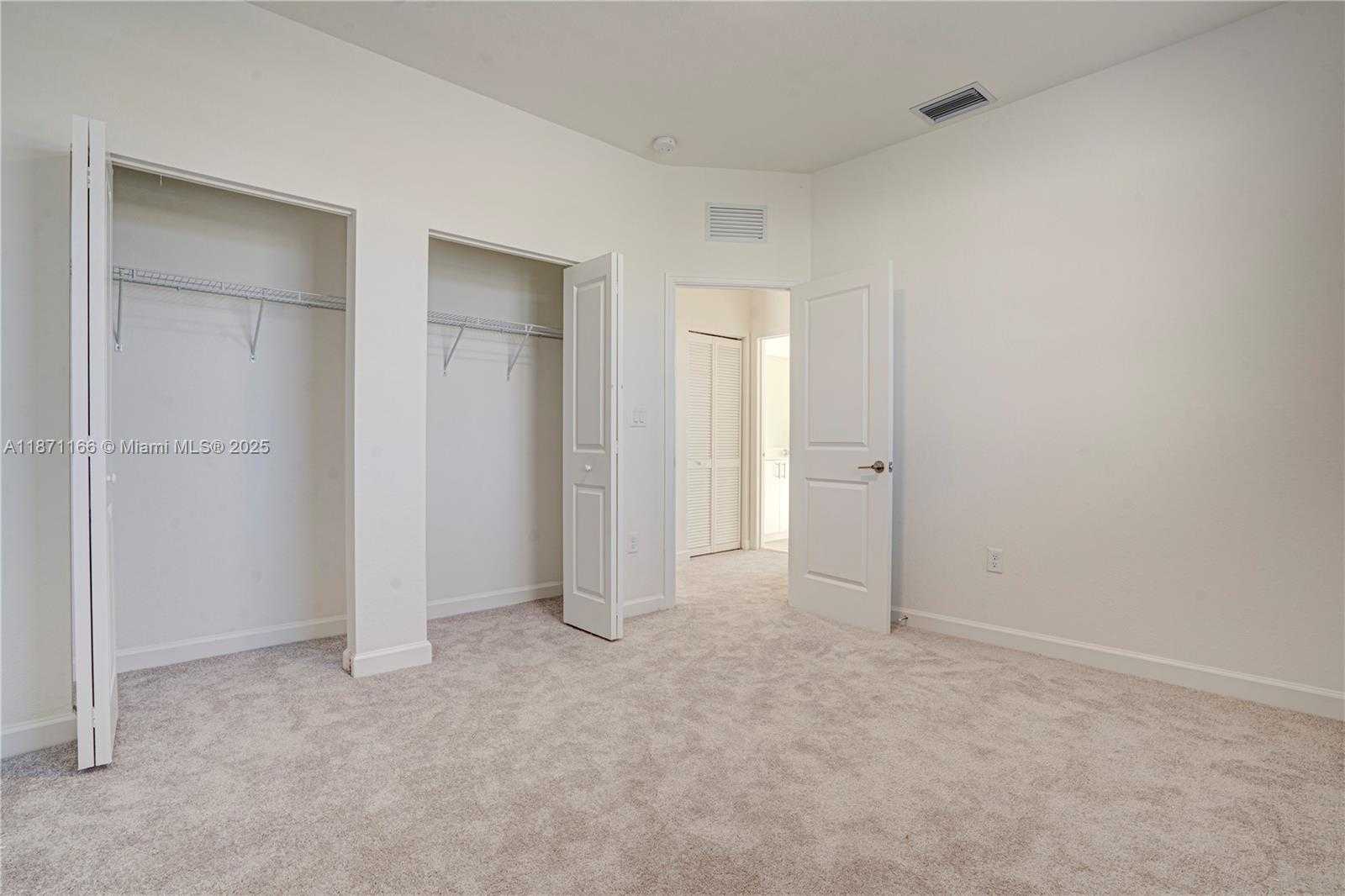 Small Image of 2671 SOUTH EAST 24TH DR, Homestead Number 27