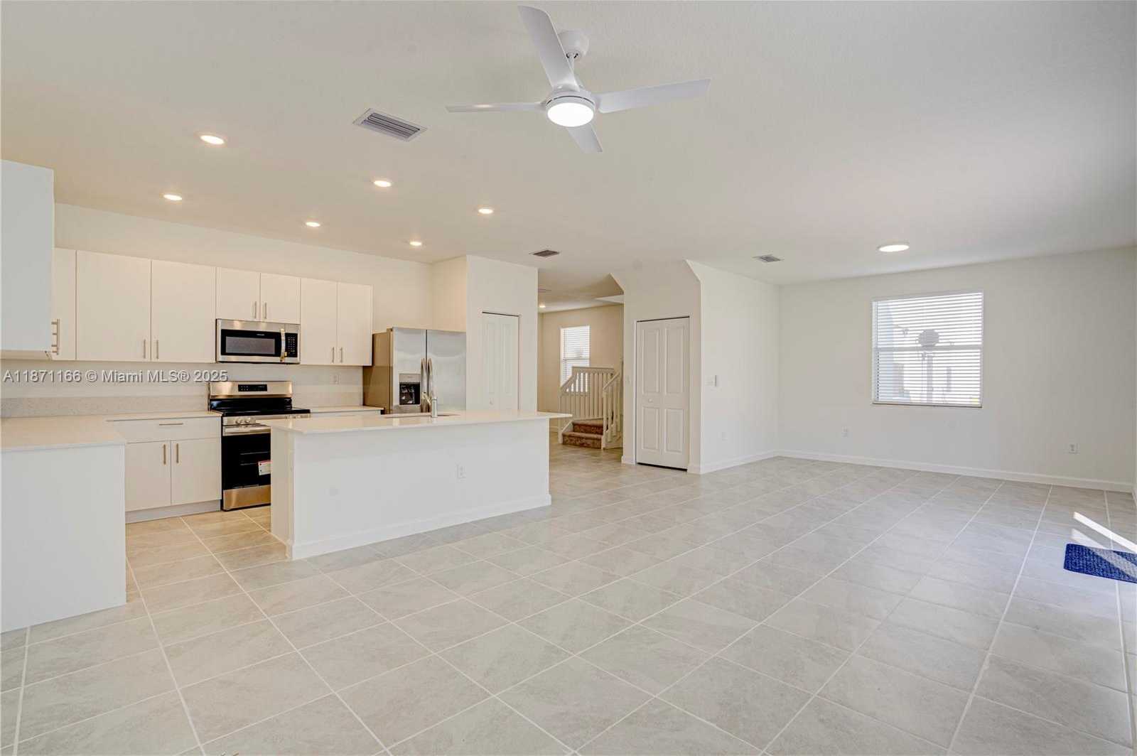 Small Image of 2671 SOUTH EAST 24TH DR, Homestead Number 5