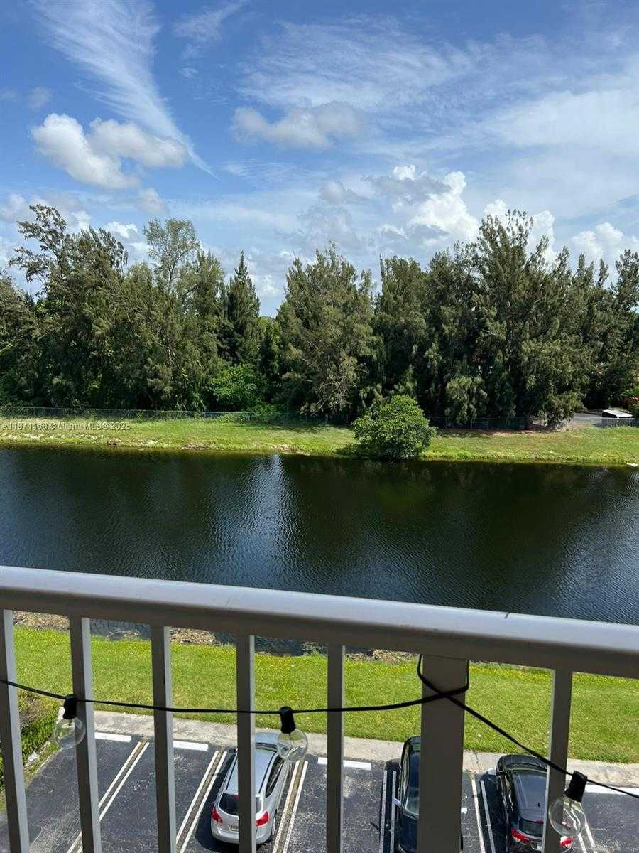 Small Image of 16465 NORTH EAST 22ND AVE #617, North Miami Beach Number 14