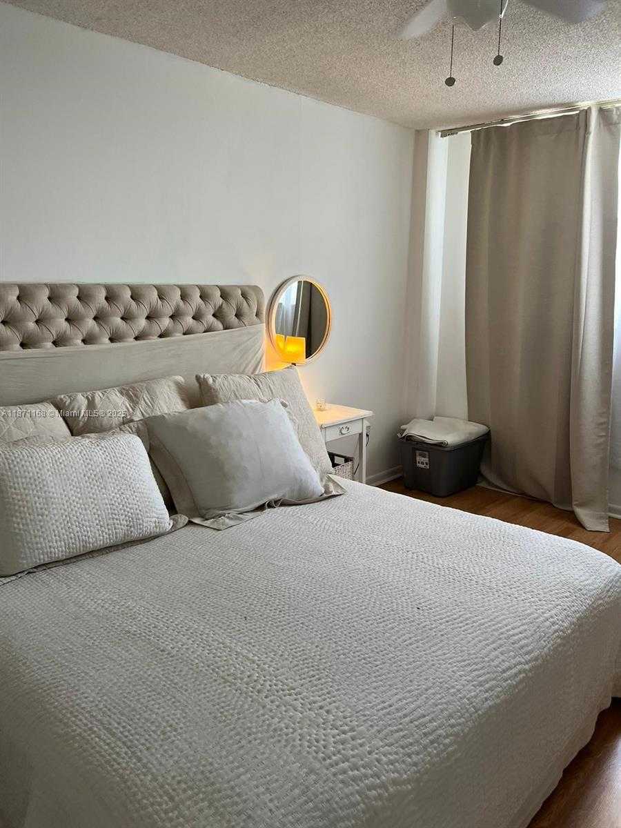 Small Image of 16465 NORTH EAST 22ND AVE #617, North Miami Beach Number 20