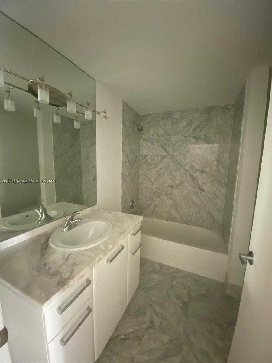 Small Image of 253 NORTH EAST 2ND ST #321, Miami Number 6