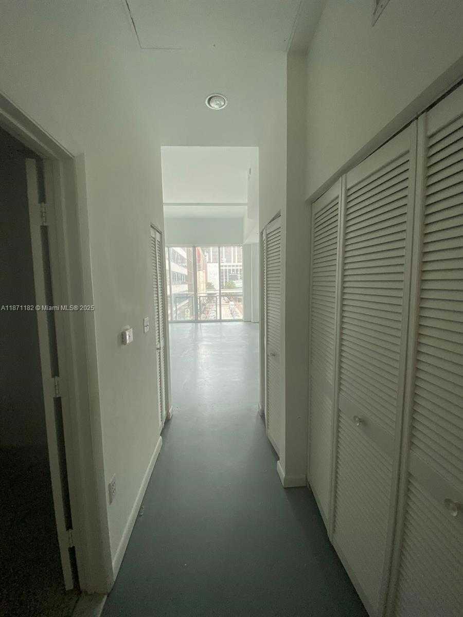 Small Image of 253 NORTH EAST 2ND ST #321, Miami Number 7