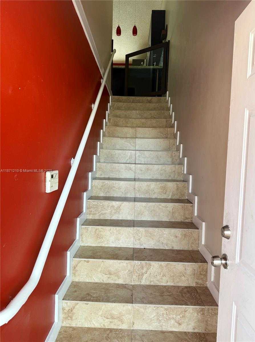 Small Image of 6843 WEST 36TH AVE #204, Hialeah Number 11