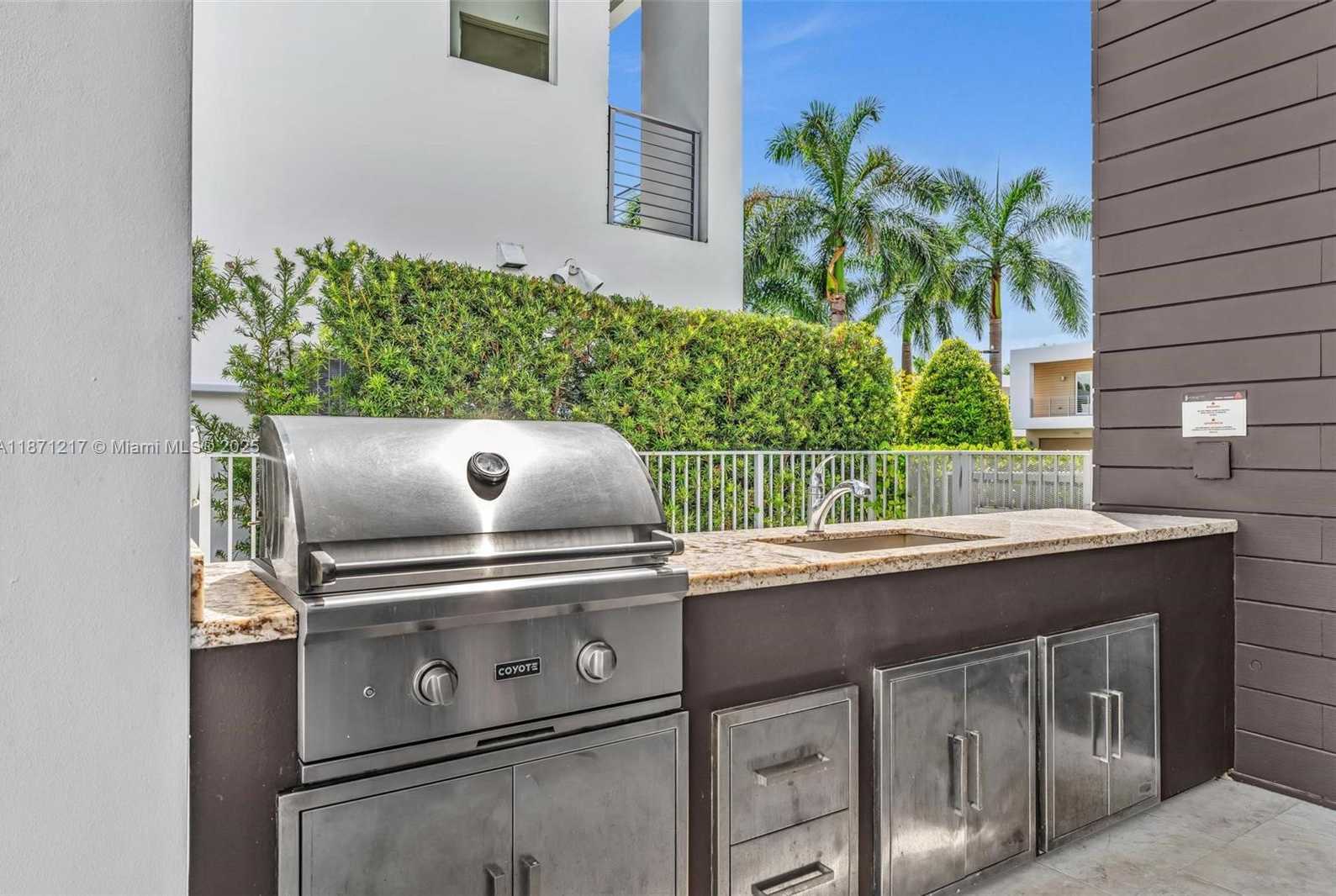 Small Image of 9870 NORTH WEST 74TH TER, Doral Number 24