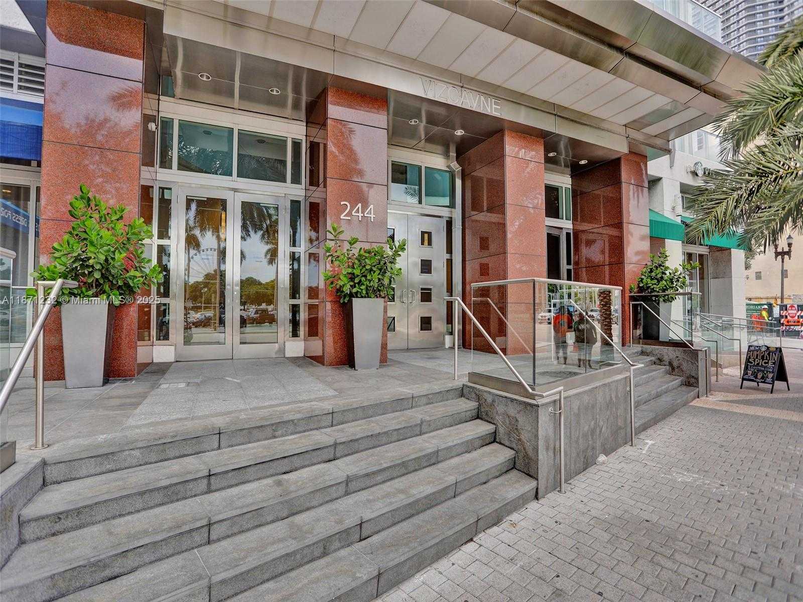 Small Image of 244 BISCAYNE BLVD #406, Miami Number 2