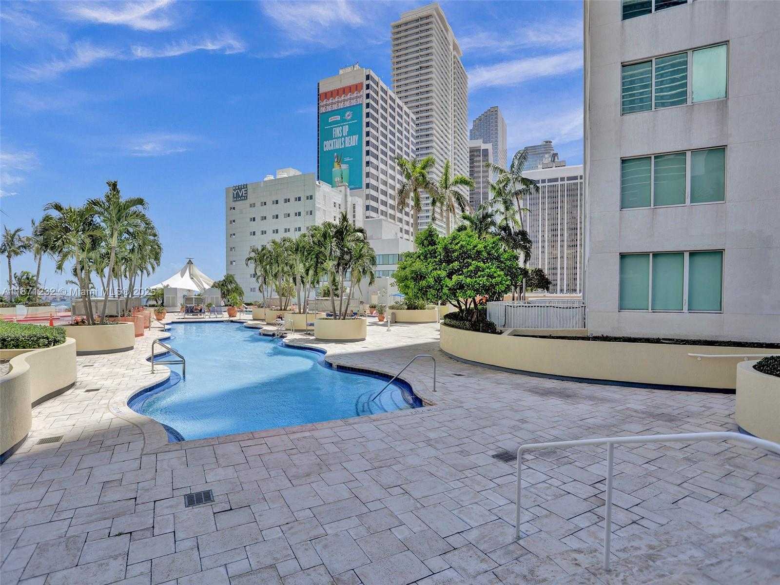 Small Image of 244 BISCAYNE BLVD #406, Miami Number 22