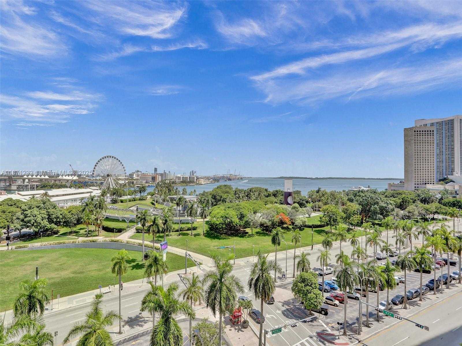 Small Image of 244 BISCAYNE BLVD #406, Miami Number 26