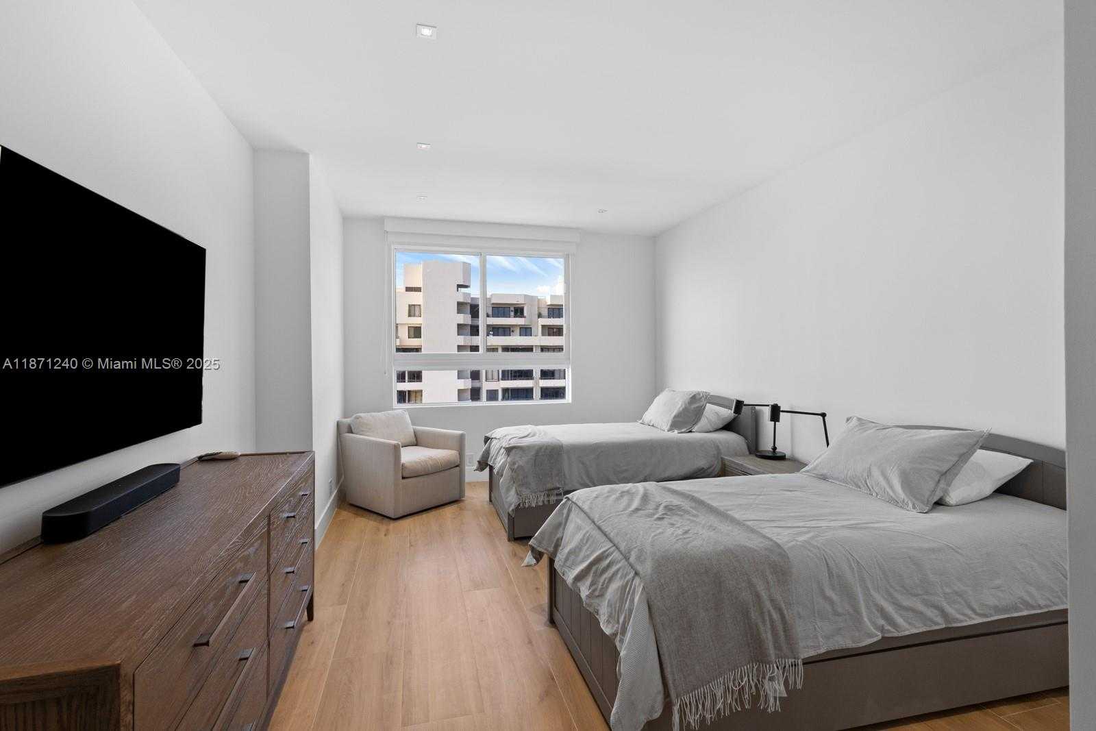 Small Image of 251 CRANDON BLVD #1036, Key Biscayne Number 16