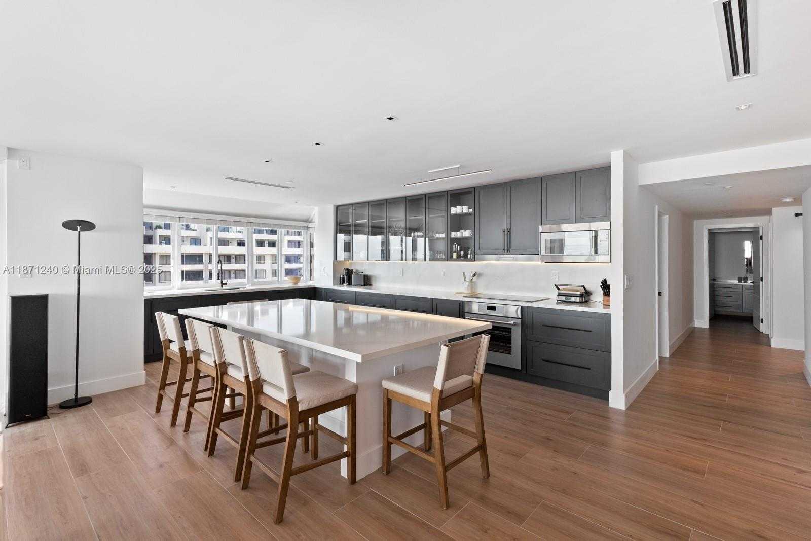Small Image of 251 CRANDON BLVD #1036, Key Biscayne Number 6