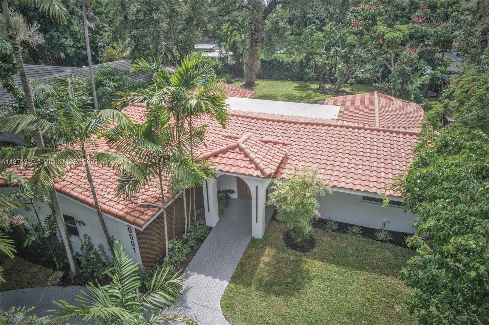 Small Image of 20001 NORTH EAST 21ST AVE, Miami Number 64