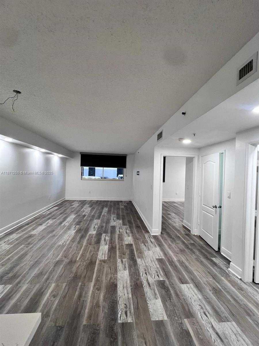 Small Image of 5091 NORTH WEST 7TH ST #109, Miami Number 11