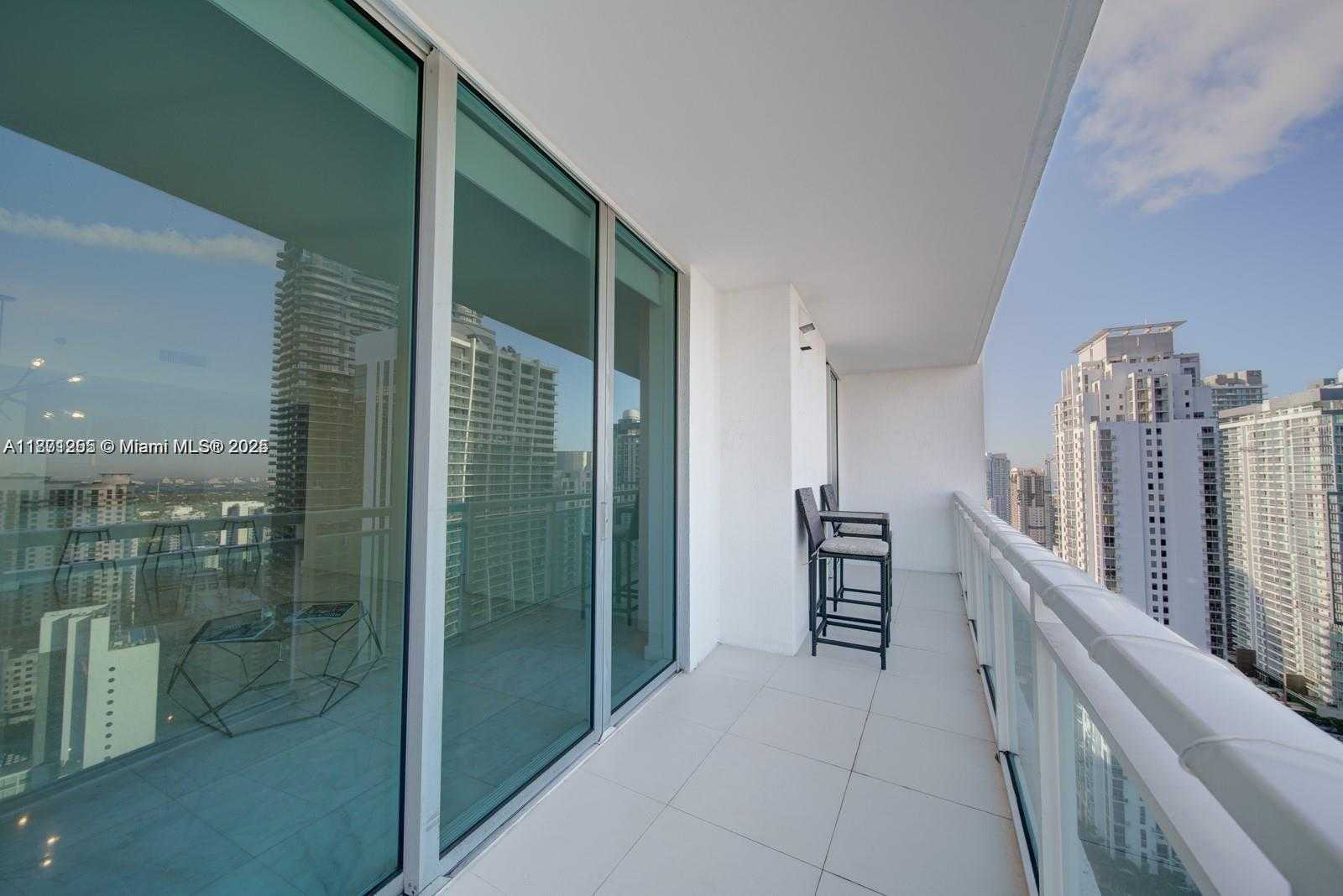 Small Image of 951 BRICKELL AVE #3905, Miami Number 5