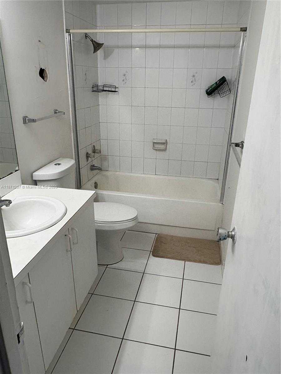 Small Image of 5313 COLLINS AVE #1003, Miami Beach Number 5