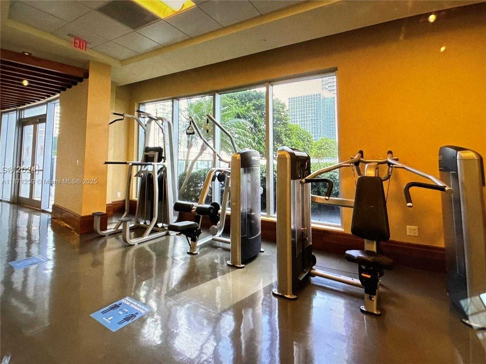 Small Image of 1060 BRICKELL AVE #1905, Miami Number 14