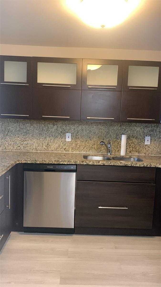 Small Image of 200 LESLIE DR #1106, Hallandale Beach Number 4