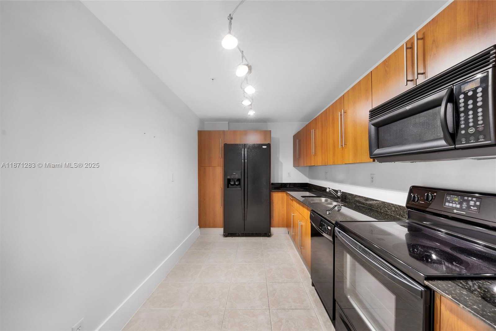 Small Image of 3000 SOUTH OCEAN DR #814, Hollywood Number 10