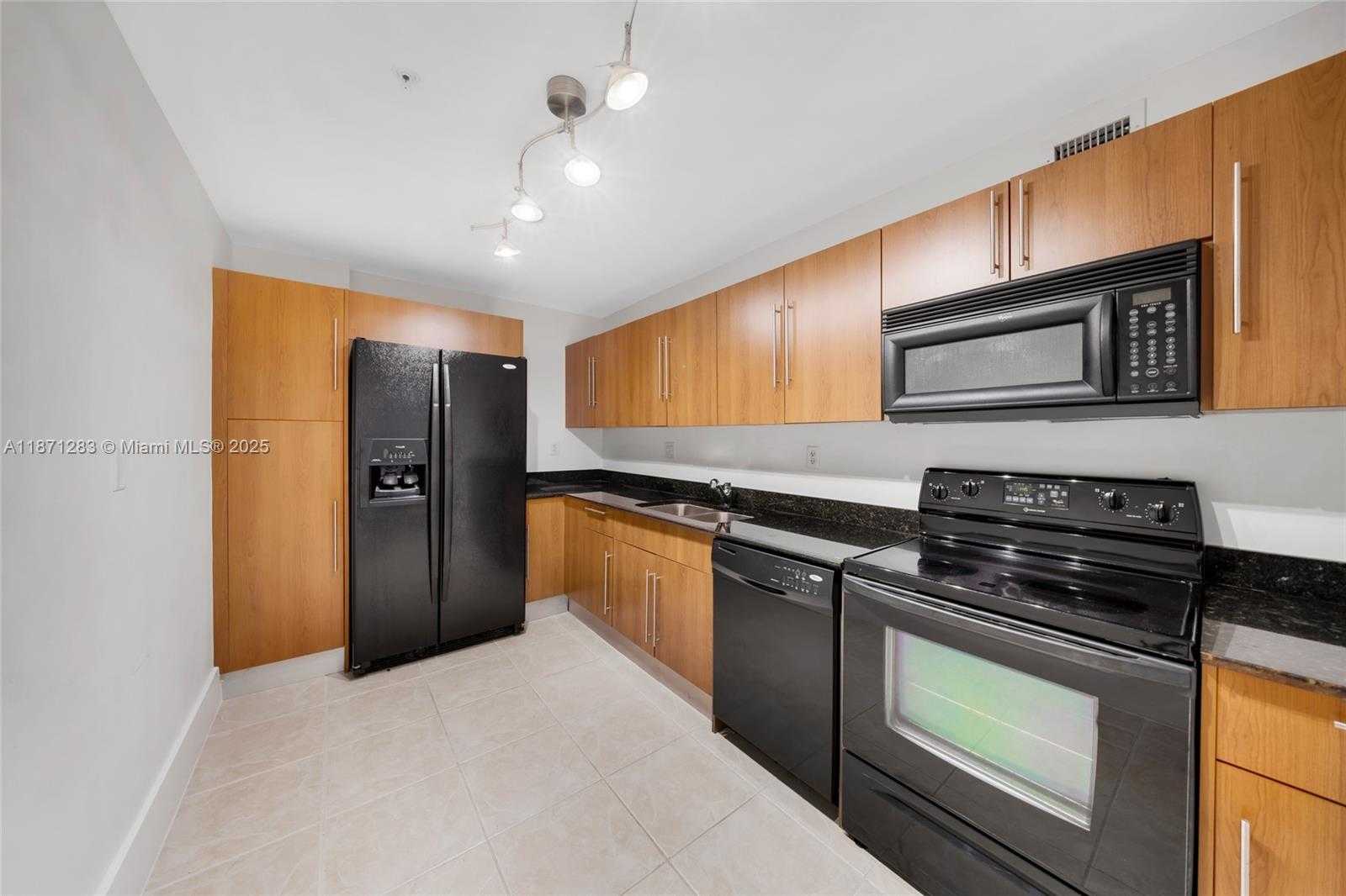 Small Image of 3000 SOUTH OCEAN DR #814, Hollywood Number 11
