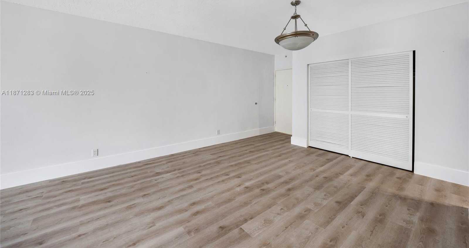 Small Image of 3000 SOUTH OCEAN DR #814, Hollywood Number 8
