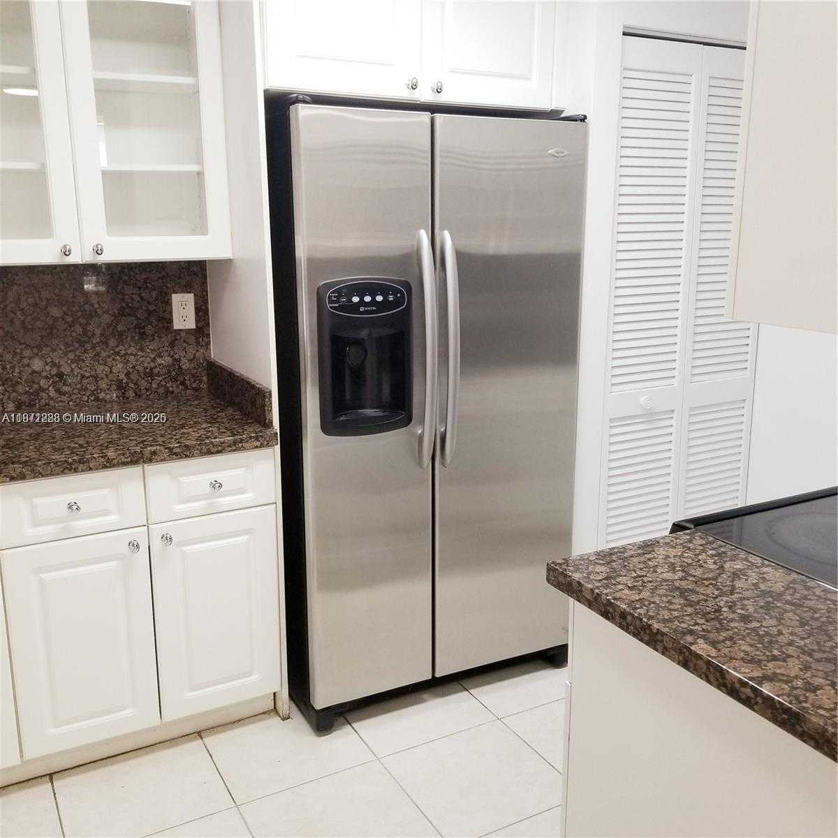 Small Image of 1915 BRICKELL AVE #C405, Miami Number 2
