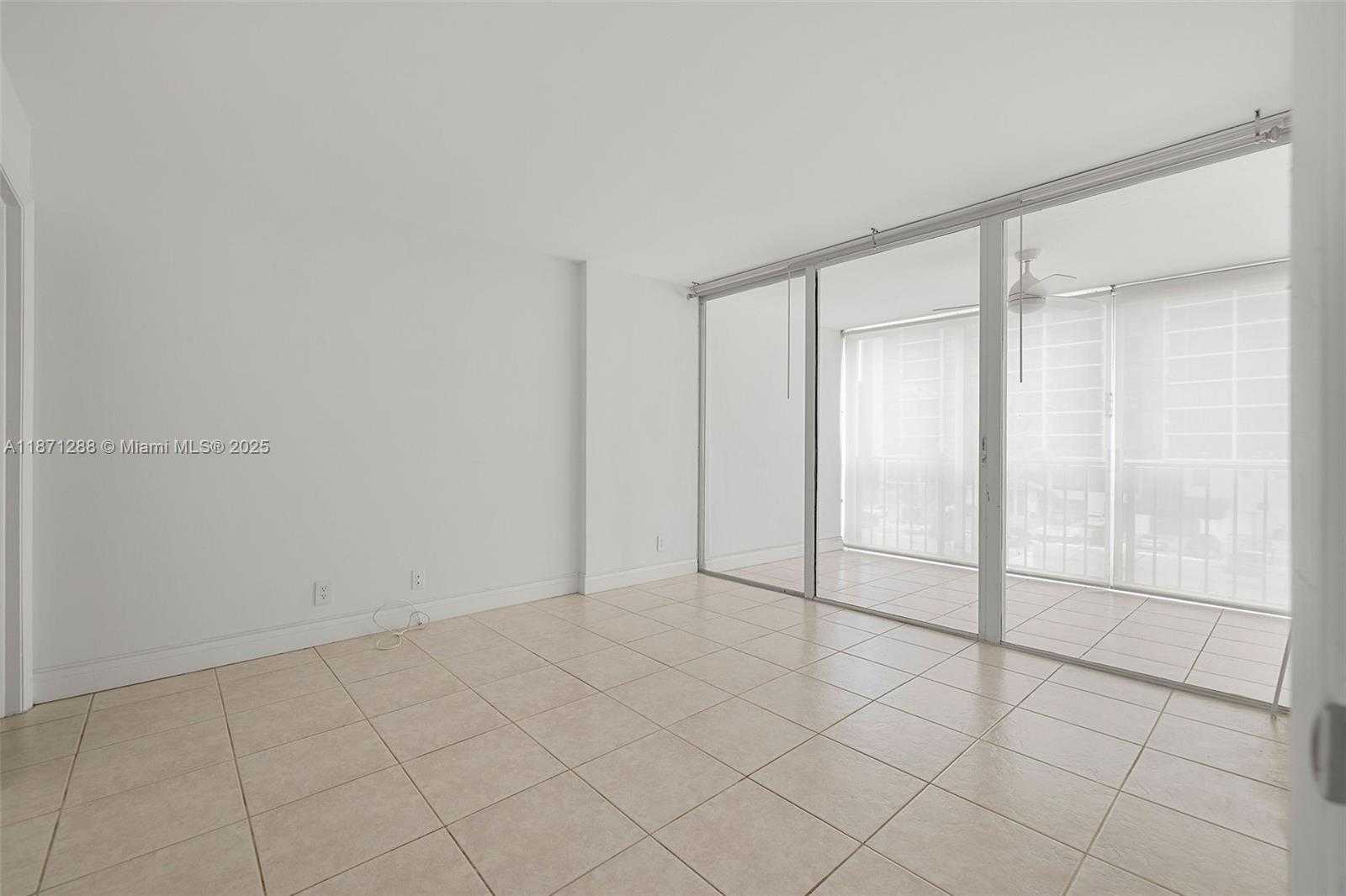 Small Image of 1915 BRICKELL AVE #C405, Miami Number 29