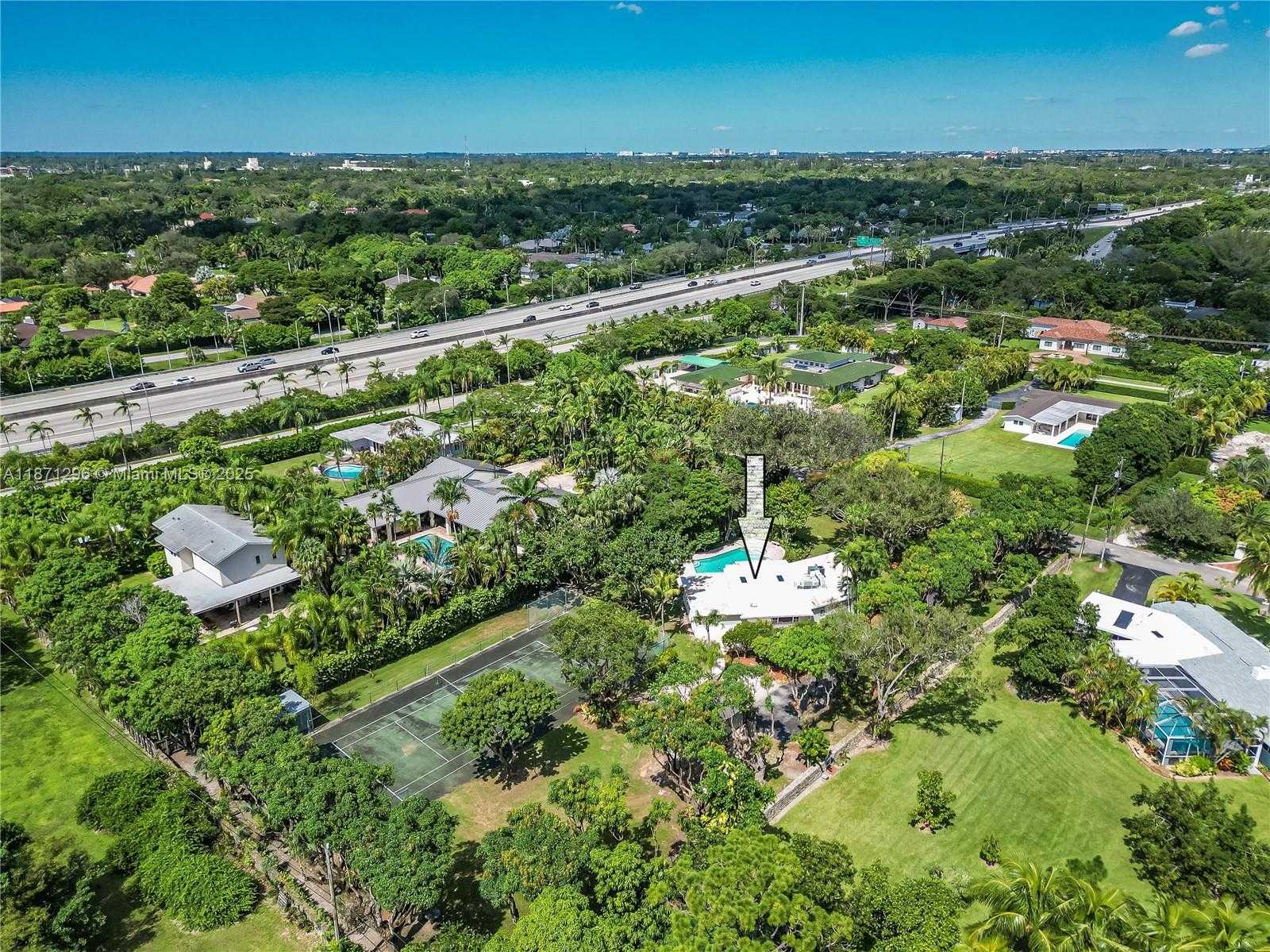 Small Image of 7500 SOUTH WEST 75TH ST, Miami Number 3