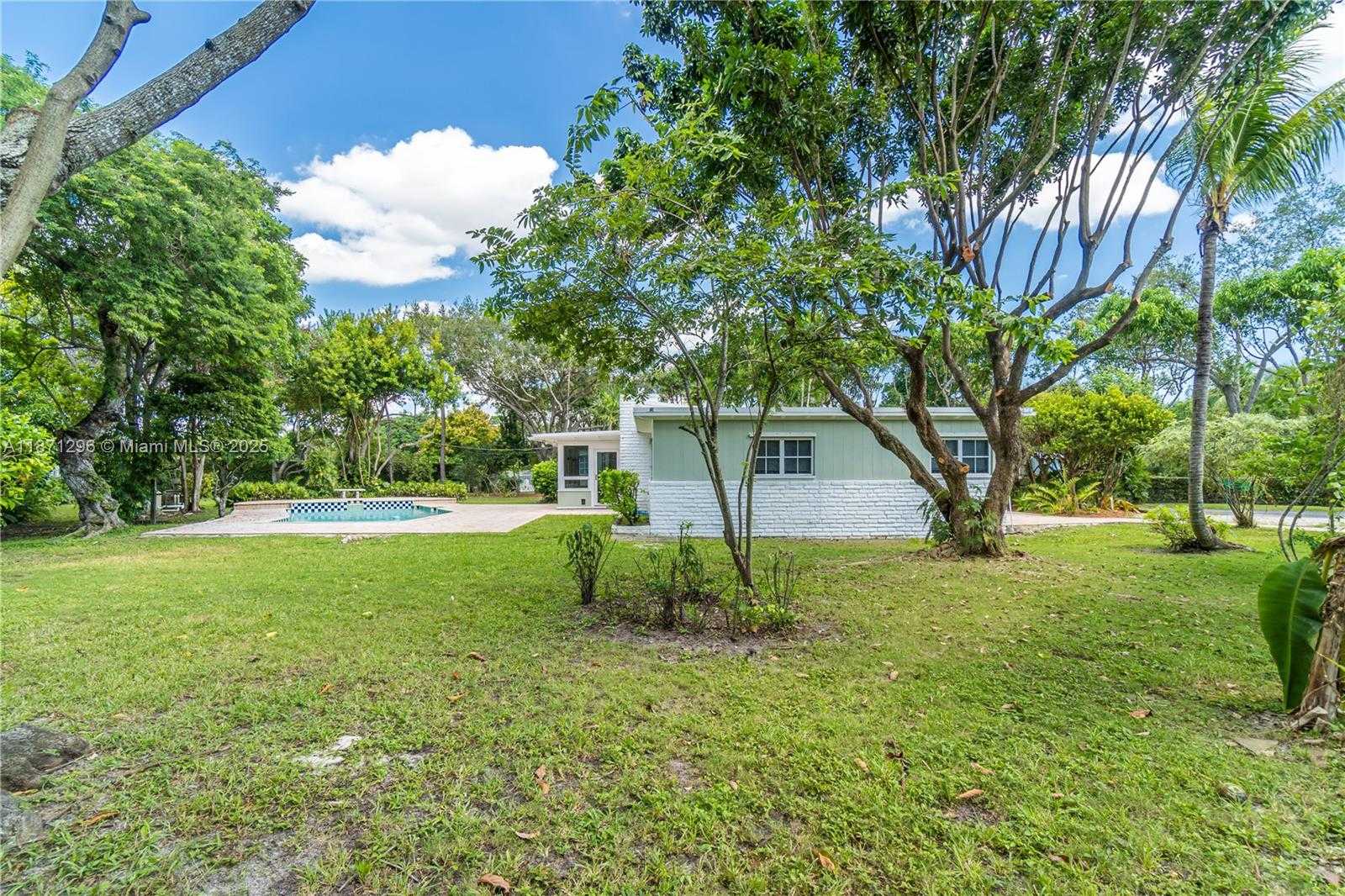 Small Image of 7500 SOUTH WEST 75TH ST, Miami Number 8