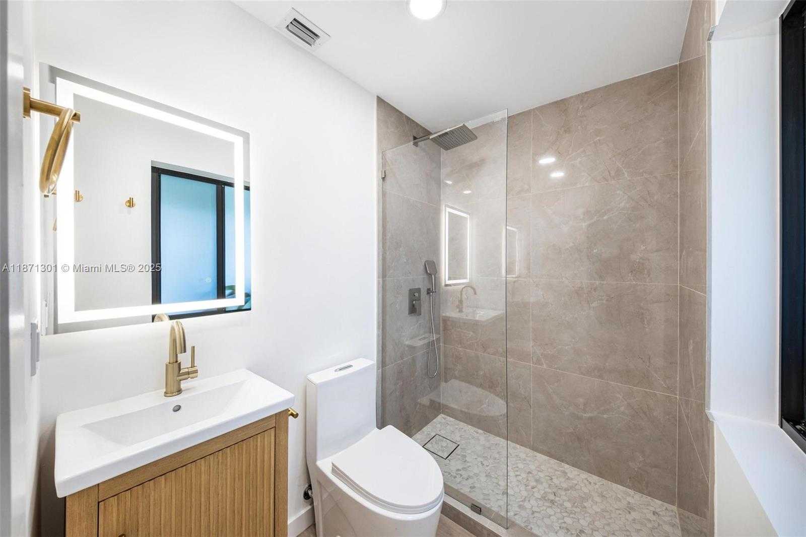 Small Image of 7401 MIAMI VIEW DR, North Bay Village Number 18
