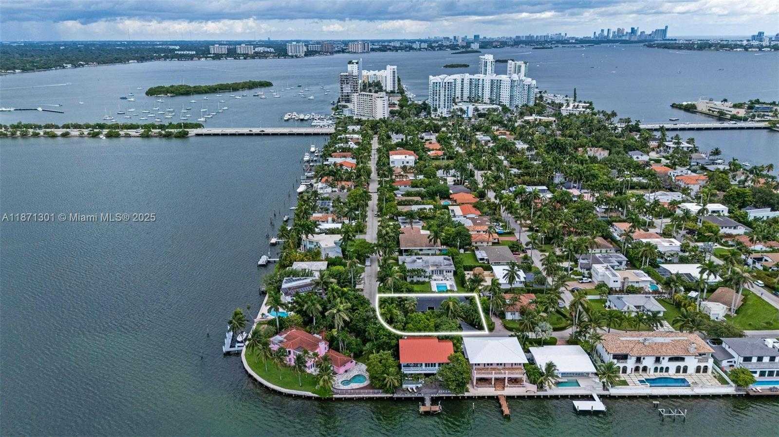 Small Image of 7401 MIAMI VIEW DR, North Bay Village Number 2