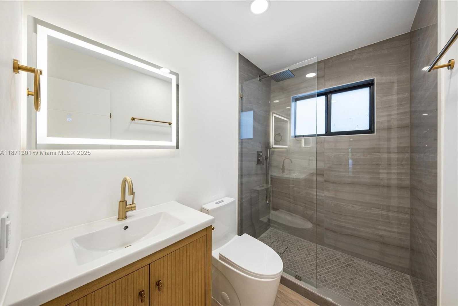 Small Image of 7401 MIAMI VIEW DR, North Bay Village Number 26