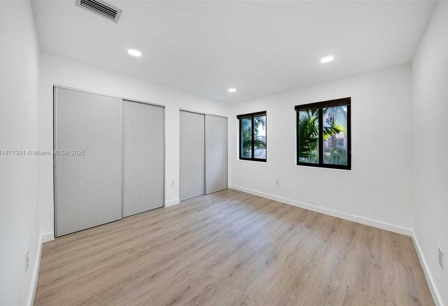 Small Image of 7401 MIAMI VIEW DR, North Bay Village Number 29