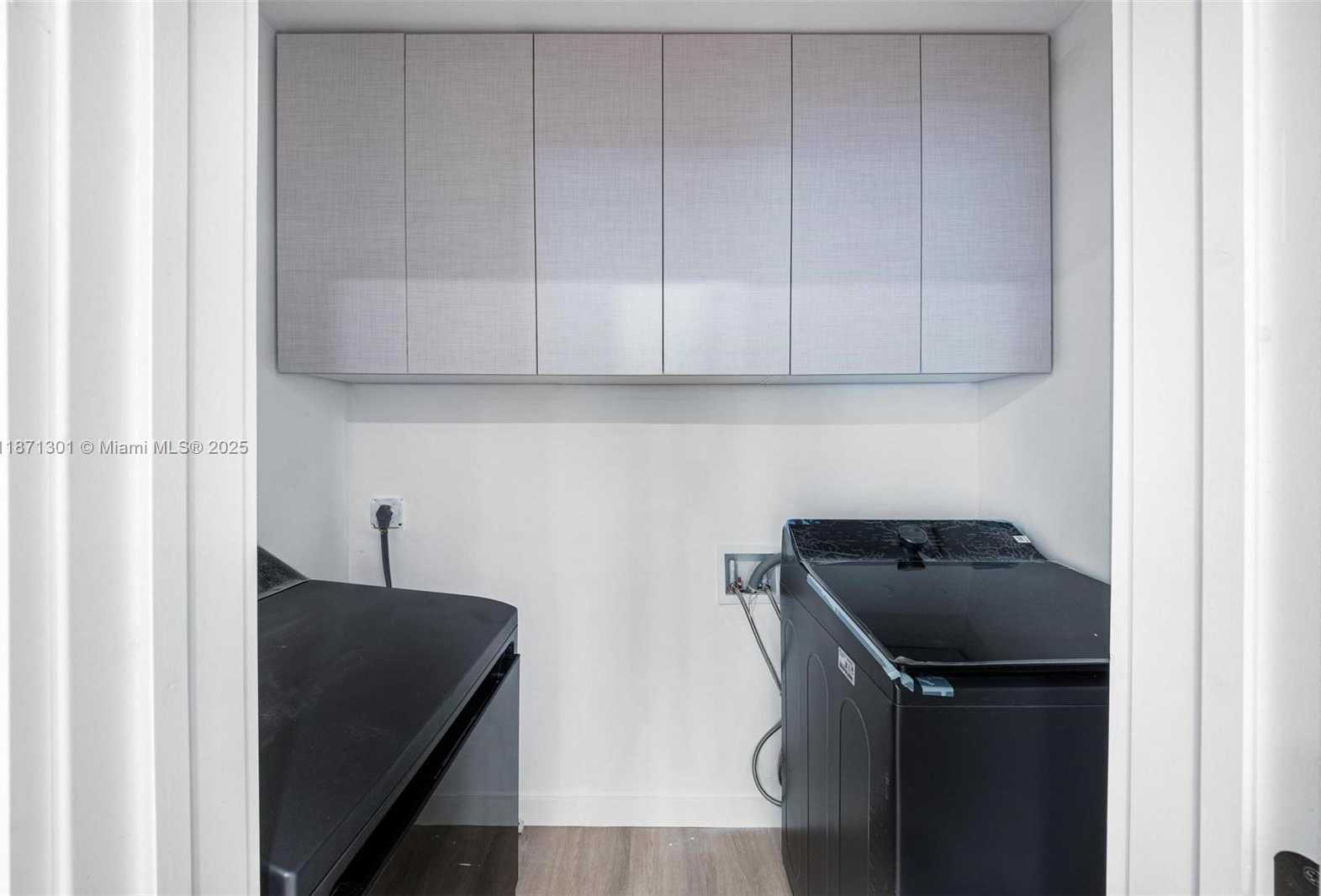Small Image of 7401 MIAMI VIEW DR, North Bay Village Number 31